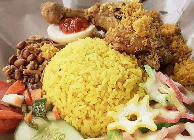 الأكلات الشعبية في اندونيسيا