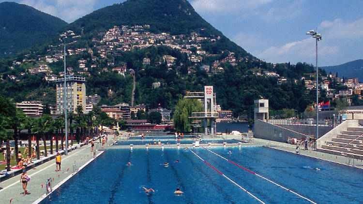 مسبح في لوجانو - Lido di Lugano