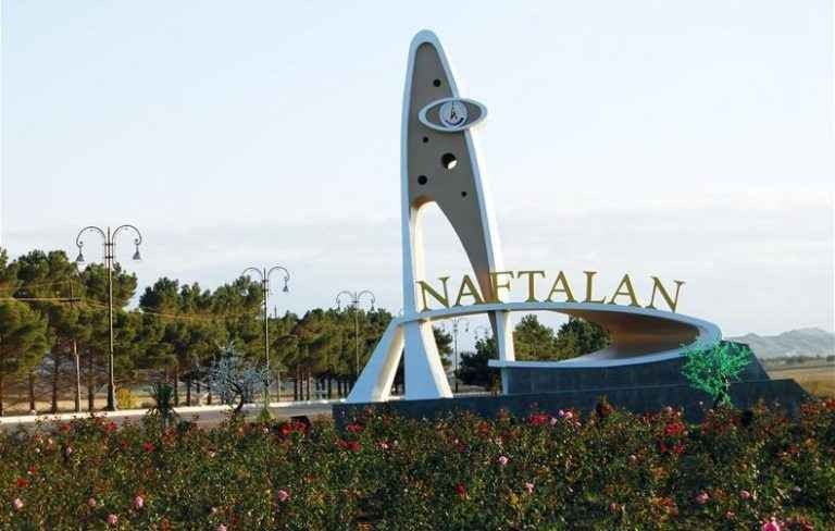 منتجع نفتلان للنفط Naftalan Oil Resort