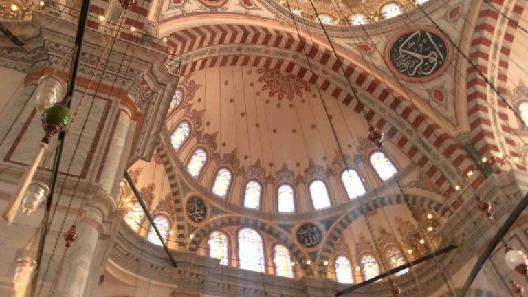 2- مسجد الفاتح إسطنبول: