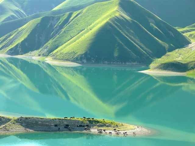 " بحيرة كيزينويام Lake Kezenoi " .. اجمل اماكن السياحة في الشيشان ..