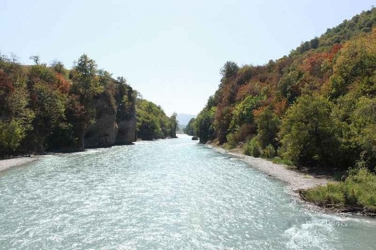  "نهر أرغون Aragón river " .. افضل معالم السياحة في الشيشان ..