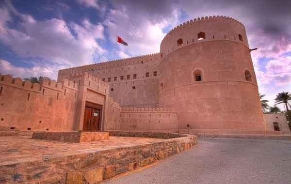 " حصن الحزم Al Hazm Fort " .. اهم معالم السياحة في جنوب الباطنة ..