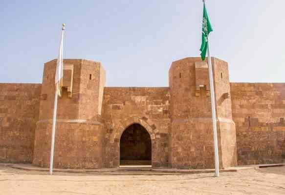 أبرز المعالم السياحية لمدينة ضباء - قلعة الأزلم