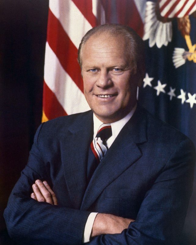 سيرة ذاتية للرئيس الأمريكي جيرالد فورد 1974-1977م