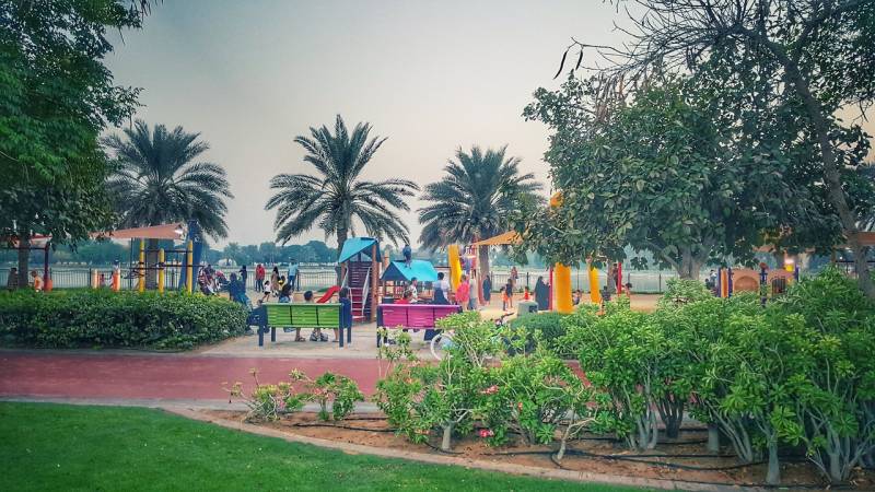 معلومات عن حديقة بحيرة القوز دبي
