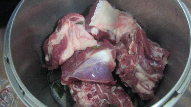 مدة طبخ اللحم في قدر الضغط