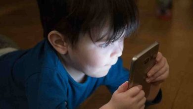 الآثار السلبية للاستخدام المنتظم للهواتف المحمولة للأطفال